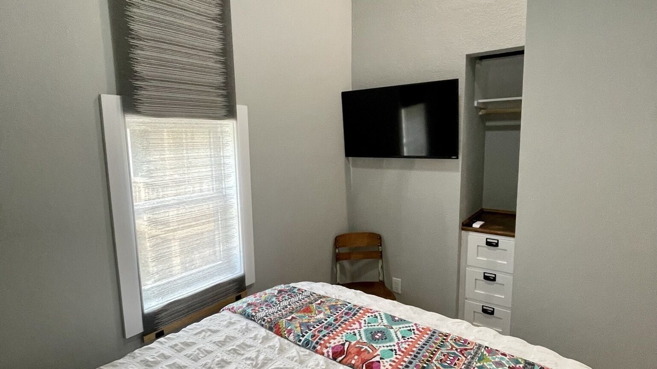 Photo of Bedroom in Cookson