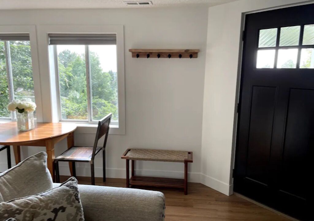Photo of Livingroom in Cottonwood Heights