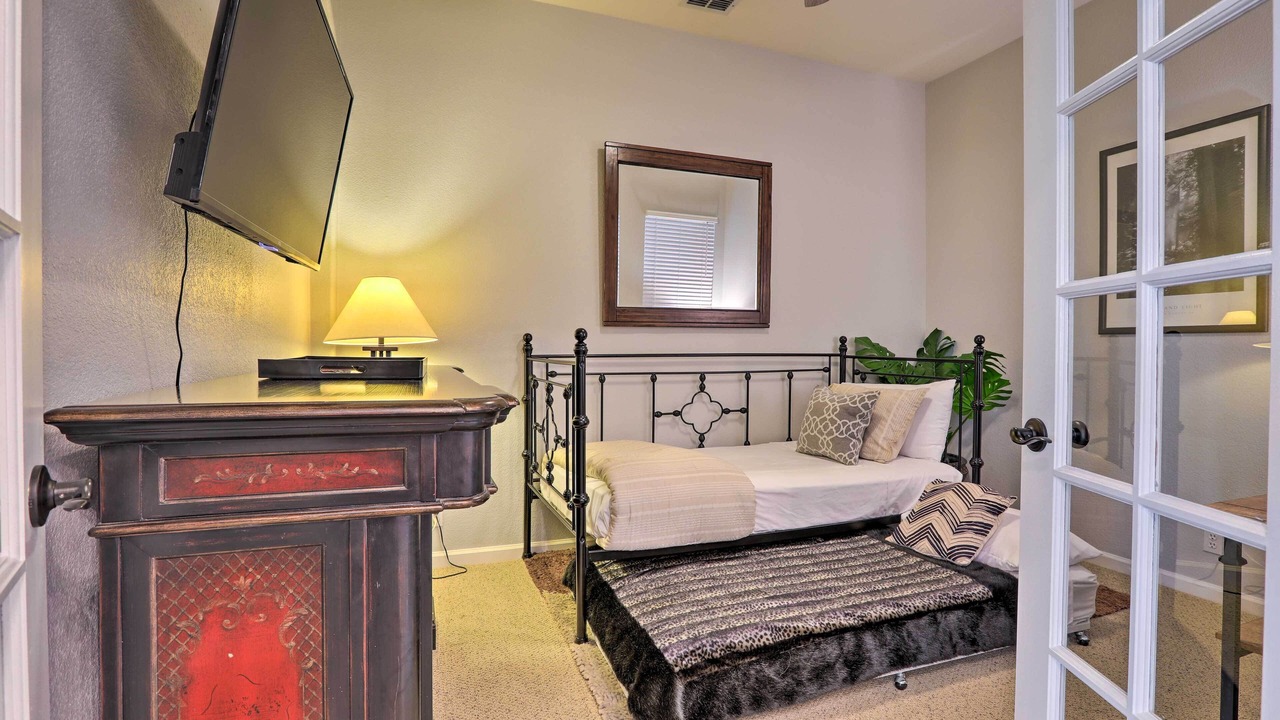 Photo of Others in Folsom