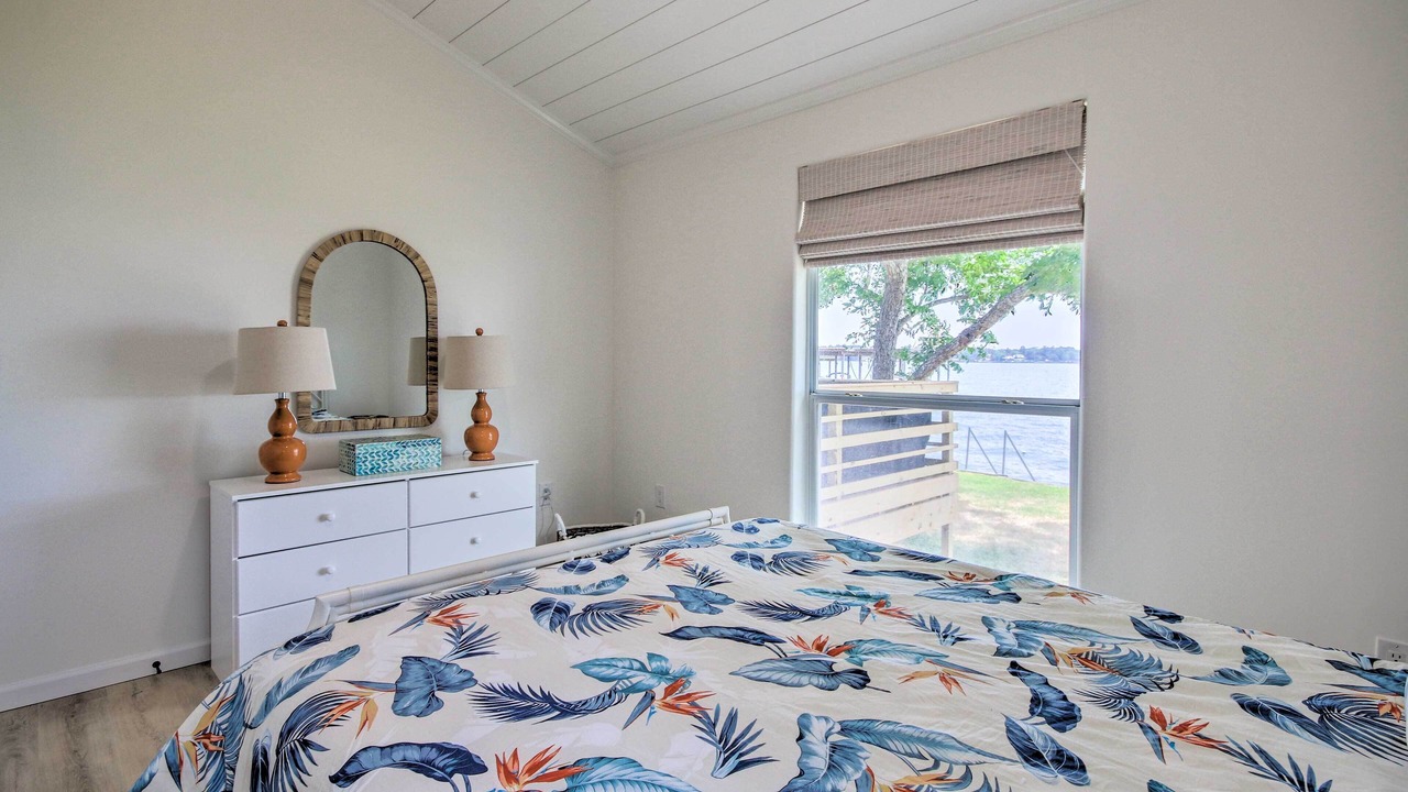 Photo of Bedroom in West Livingston