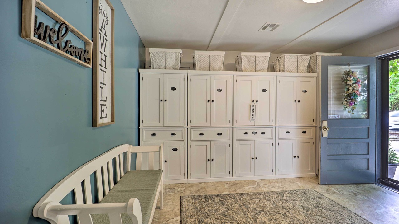 Photo of Bedroom in Grove