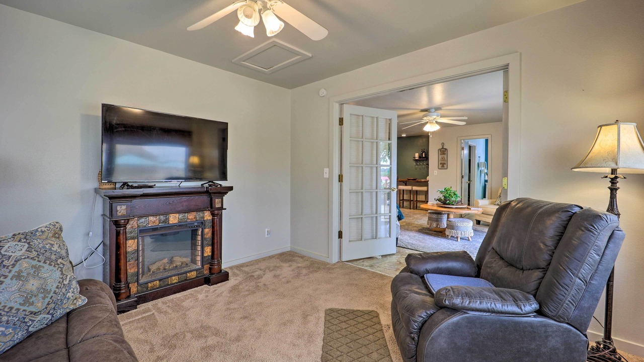 Photo of Livingroom in Grove
