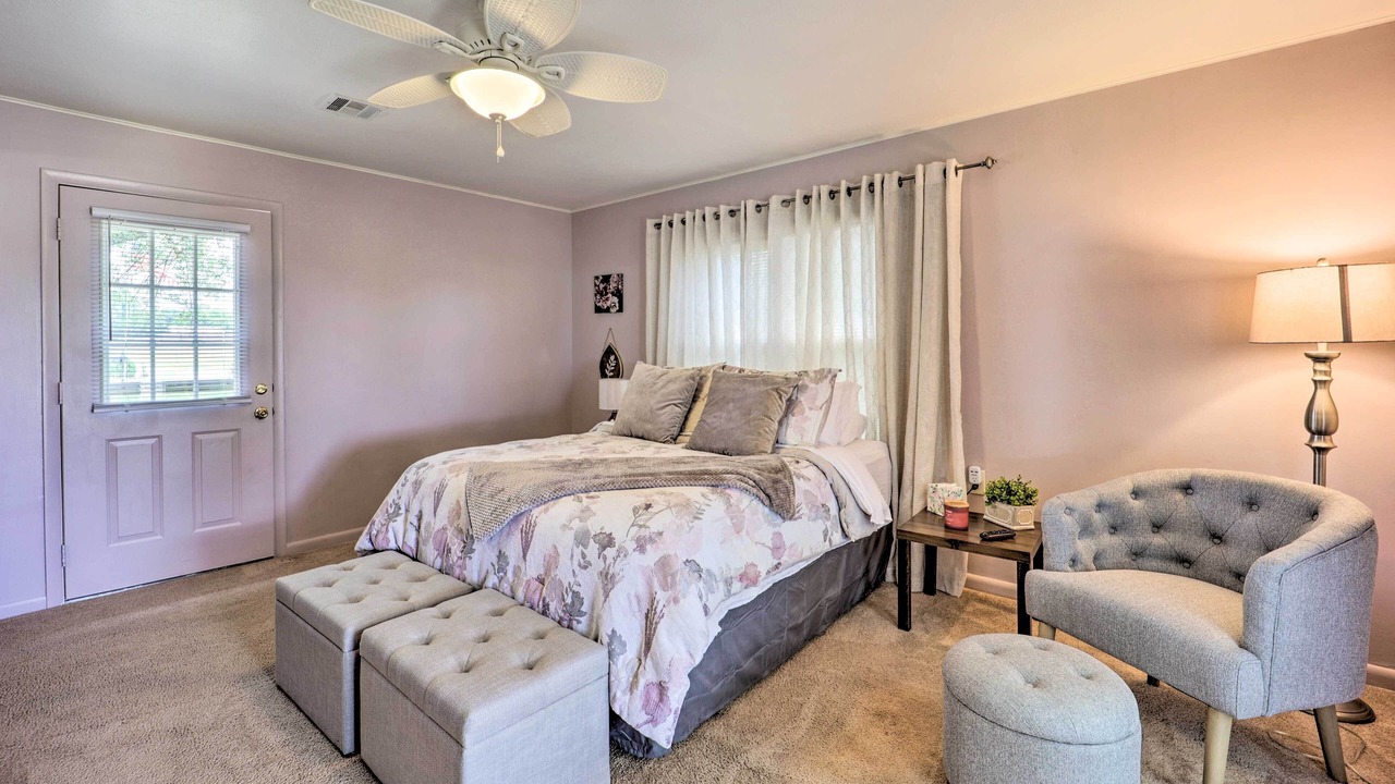 Photo of Bedroom in Grove
