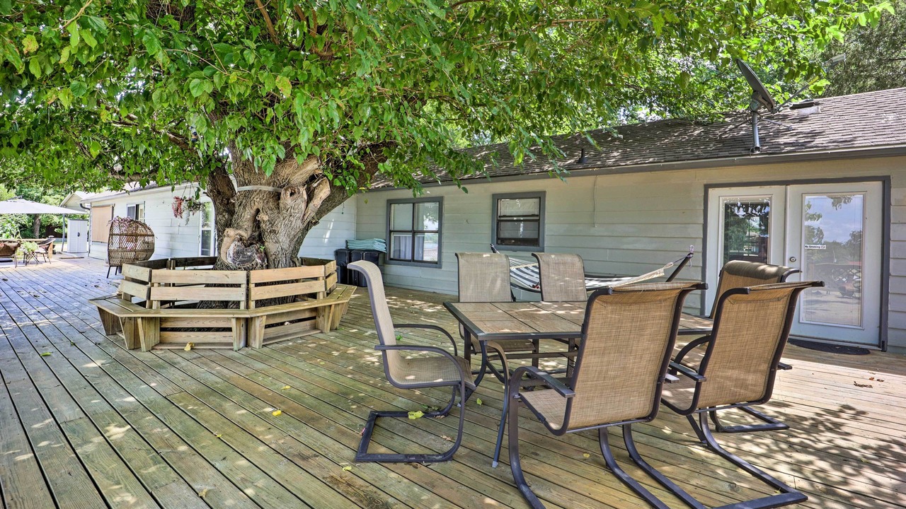Photo of Outdoor in Grove