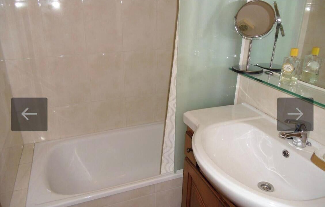 Photo of Bathroom in Llanars