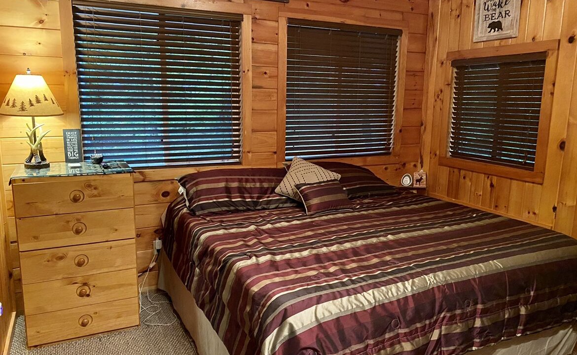 Photo of Bedroom in Town of Webb