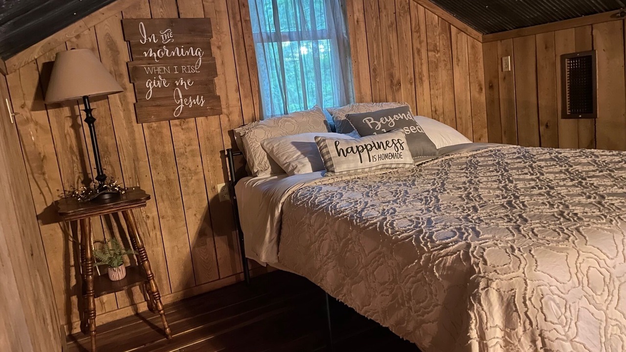 Photo of Bedroom in French Lick