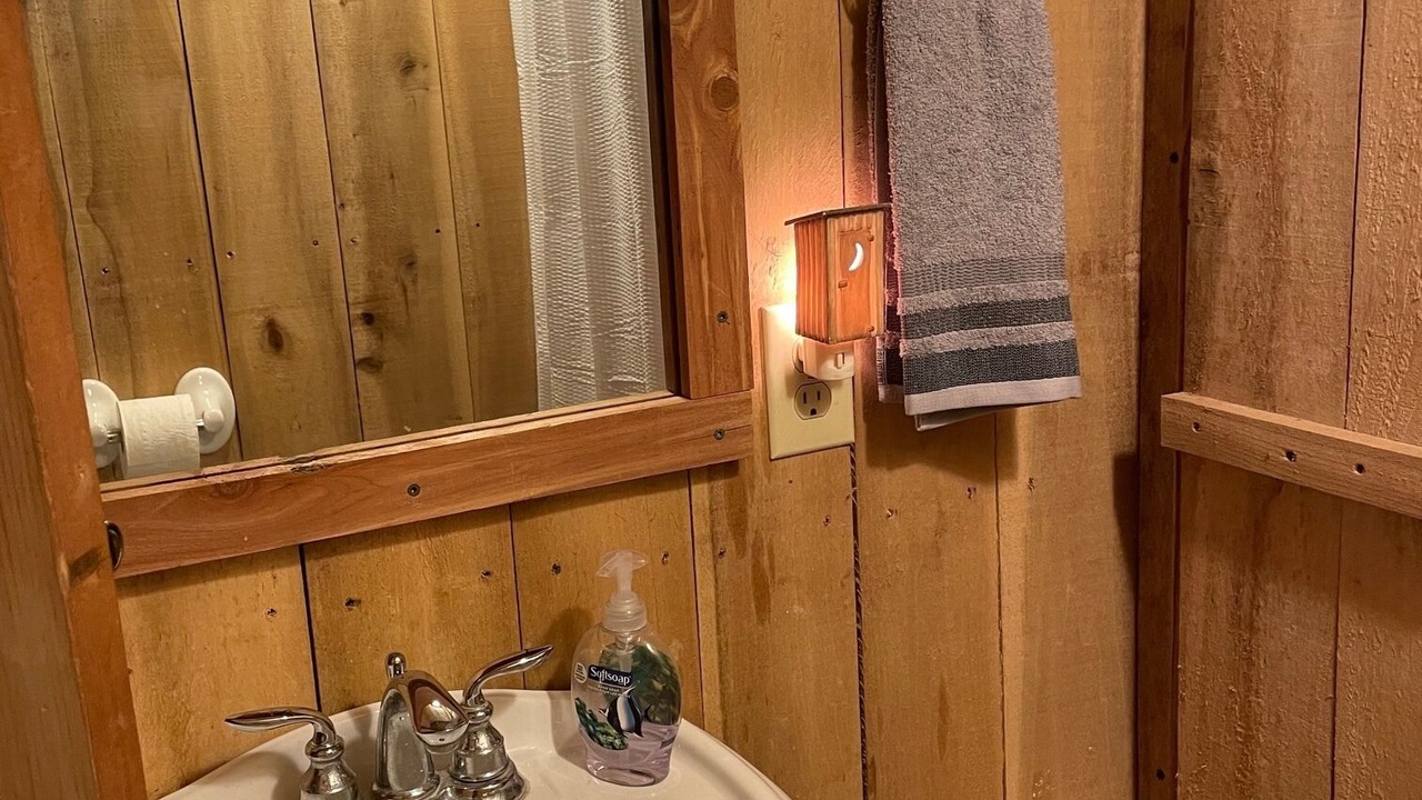 Photo of Bathroom in French Lick