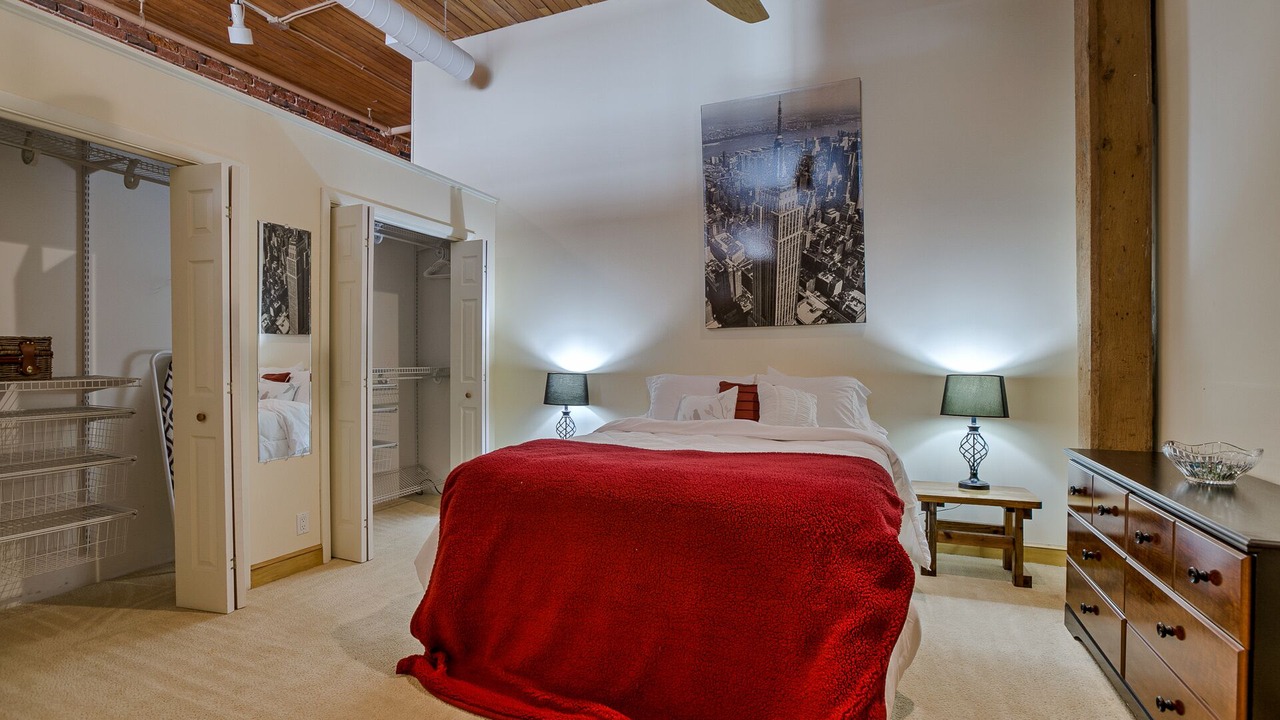 Photo of Bedroom in Old Market