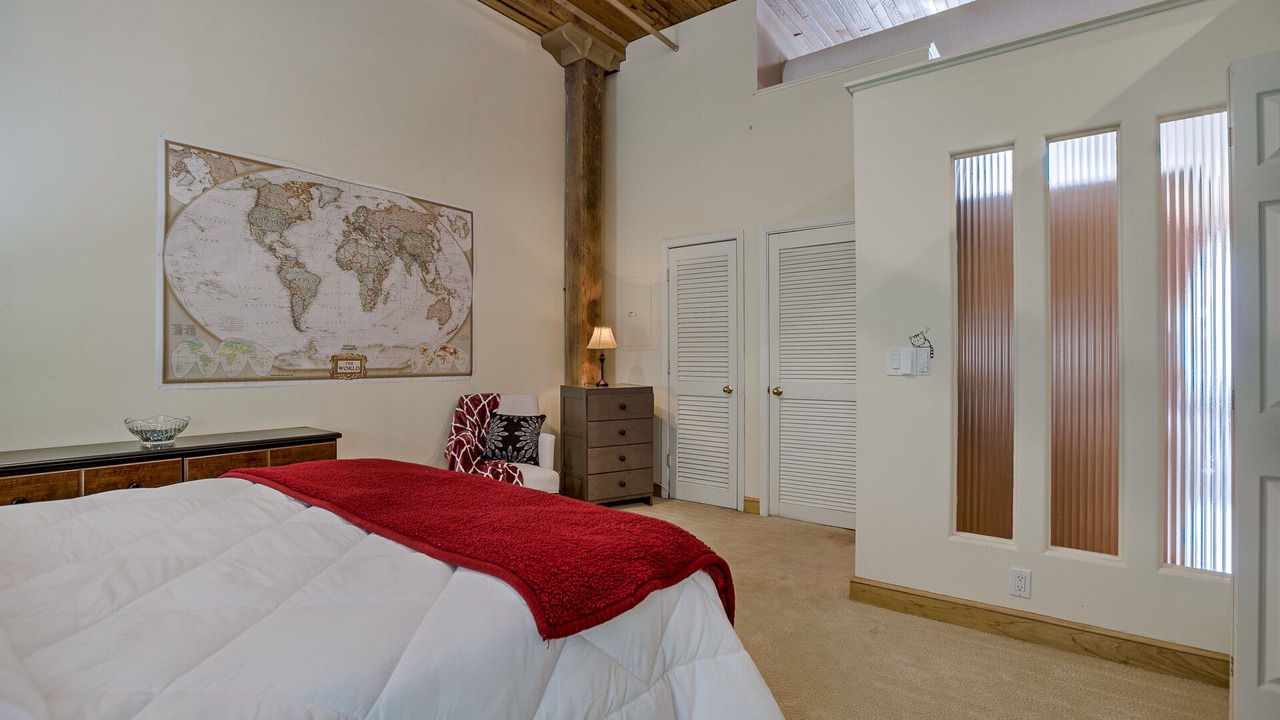 Photo of Bedroom in Old Market