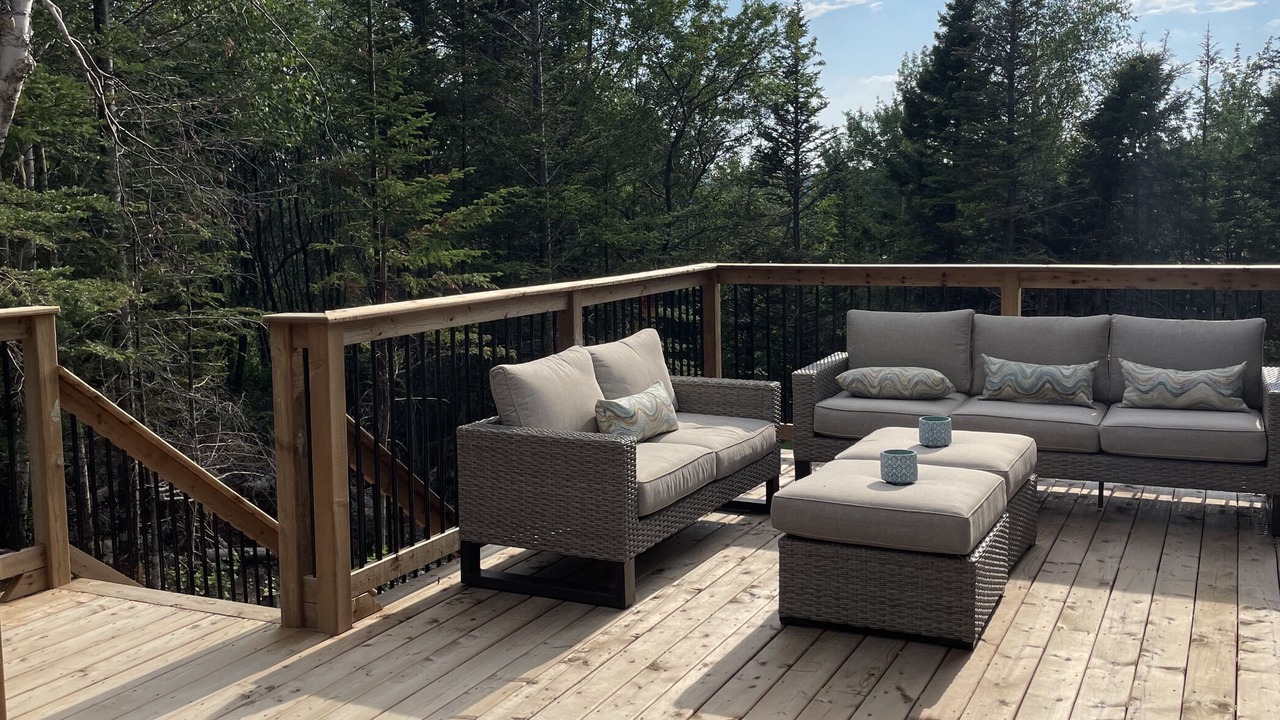 Photo of Patio Balcony in Port Blandford