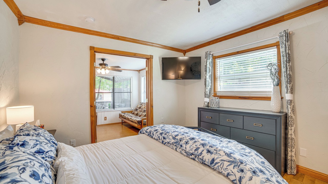 Photo of Bedroom in Gun Barrel City