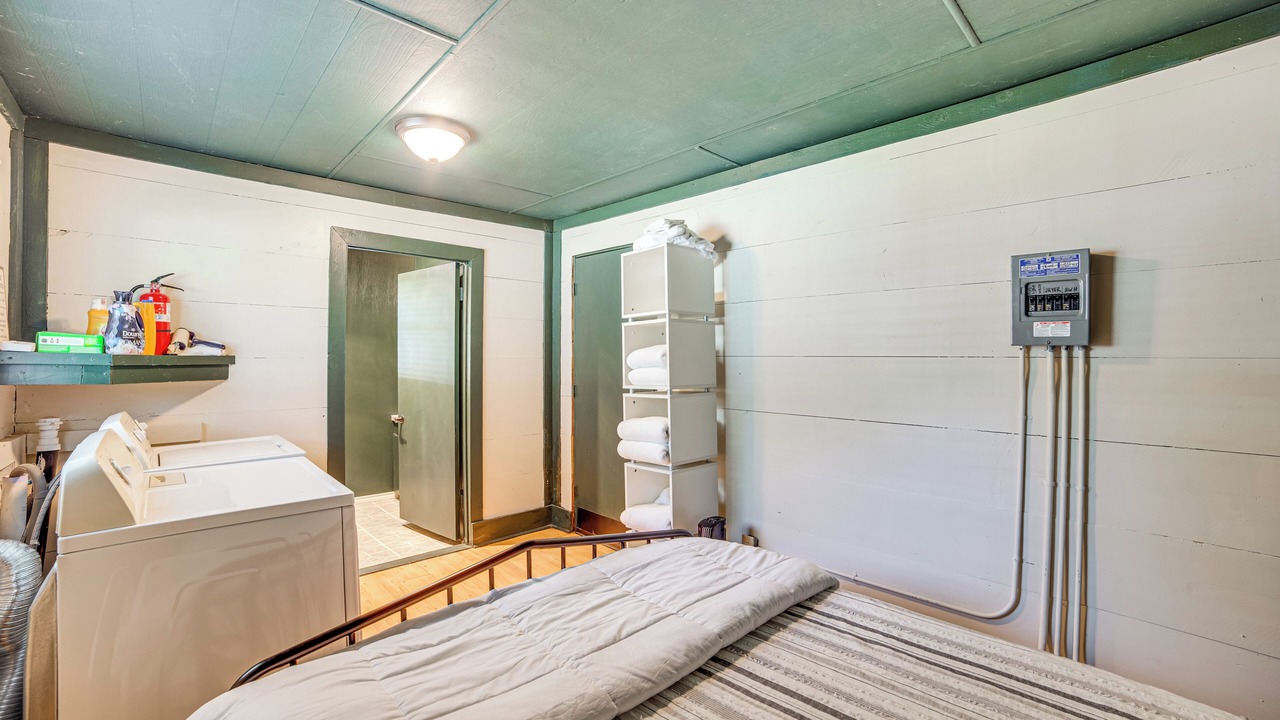 Photo of Bedroom in Gun Barrel City