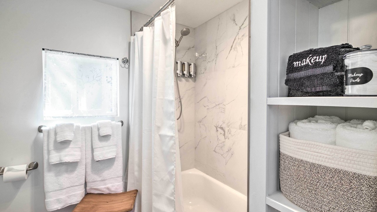 Photo of Bathroom in Seaside