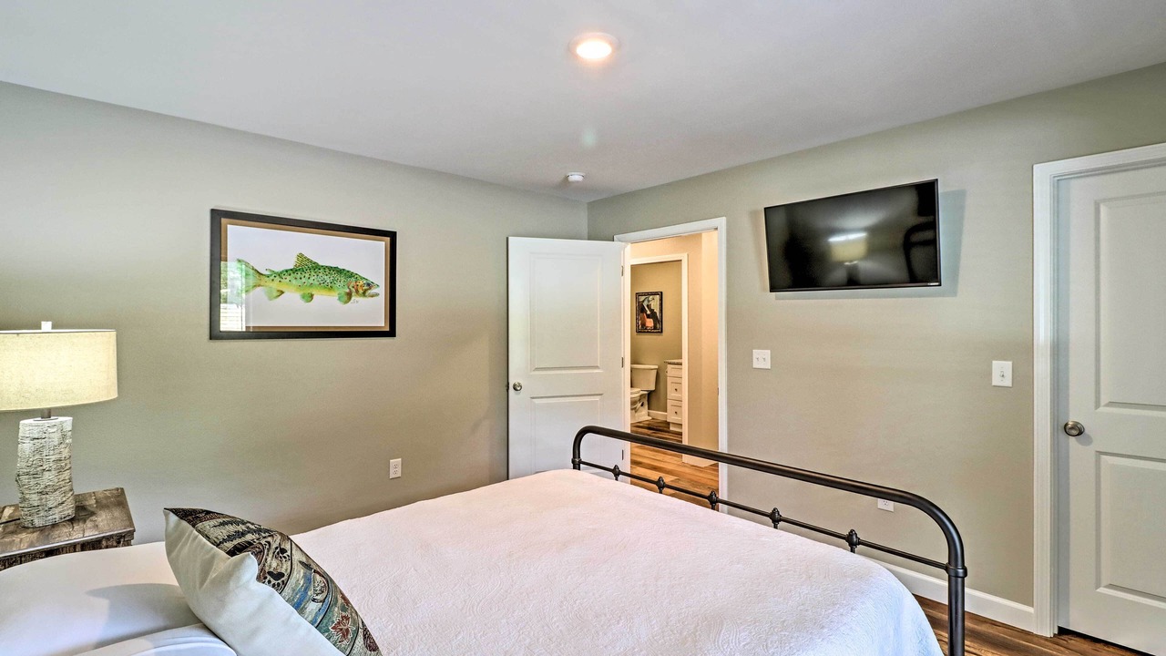 Photo of Bedroom in Bull Shoals