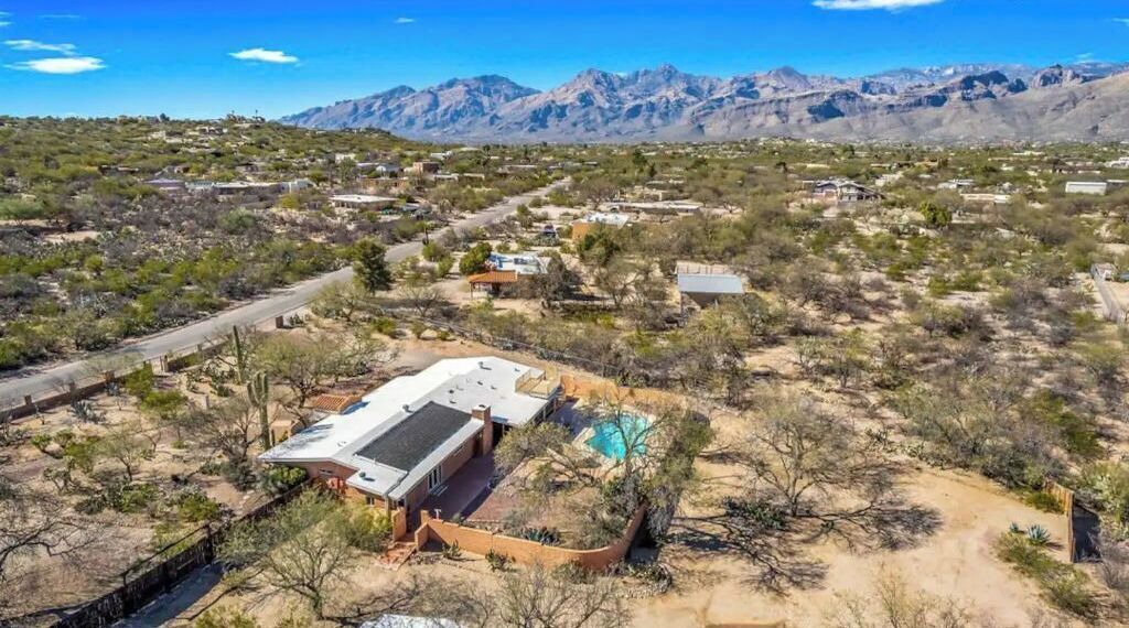 Photo of Others in Tanque Verde