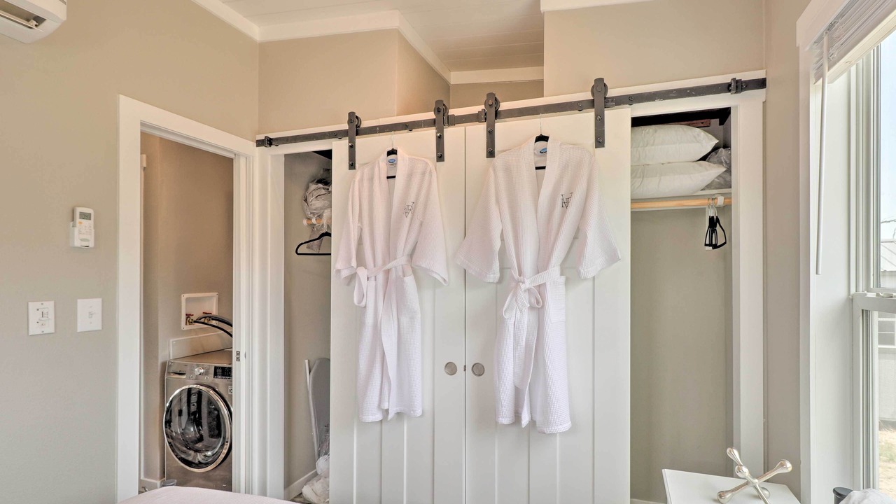 Photo of Bedroom in Milam County