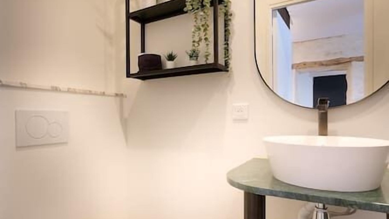 Photo of Bathroom in Veneux-les-Sablons