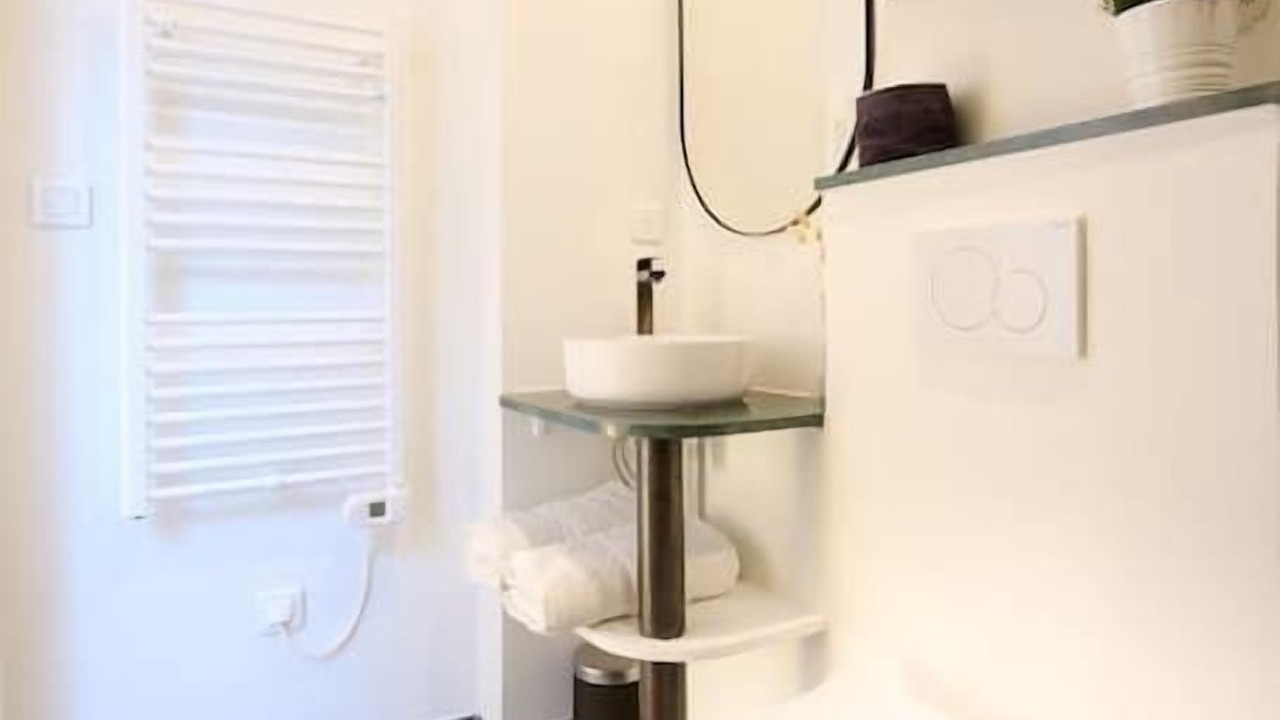 Photo of Bathroom in Veneux-les-Sablons