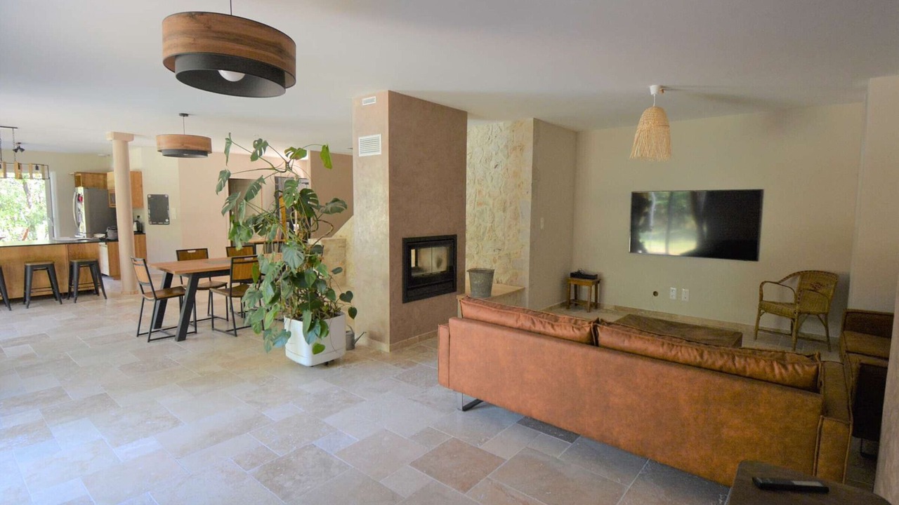 Photo of Livingroom in Labastide-de-Virac