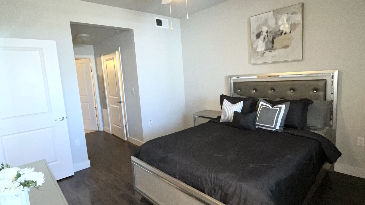 Photo of Bedroom in Irvine Business Complex
