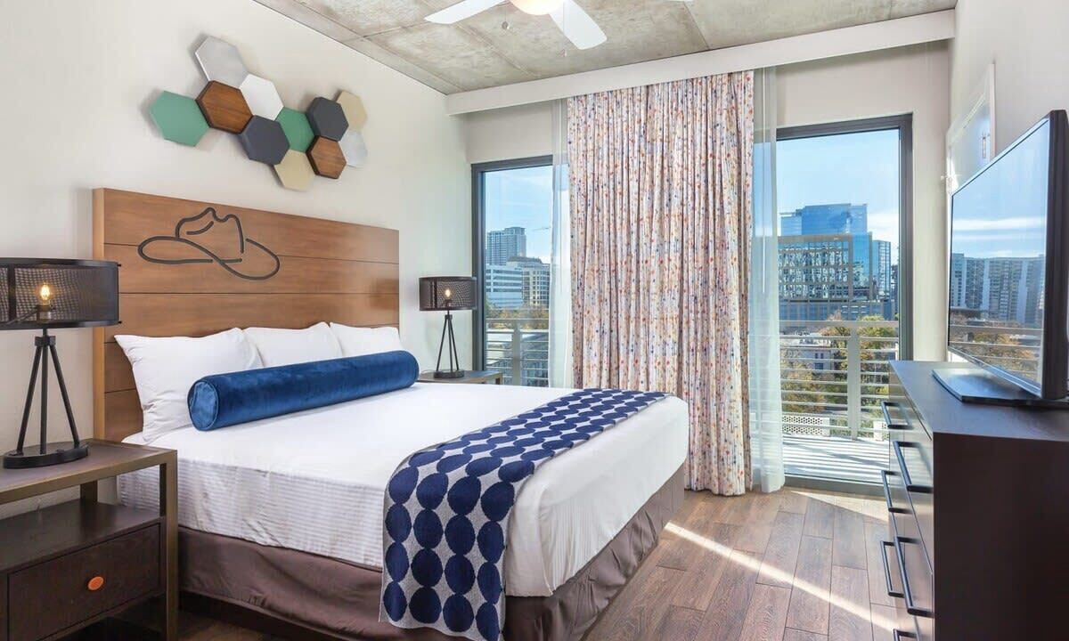 Photo of Bedroom in Civic District