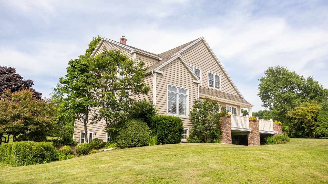 Photo of Others in Stratford