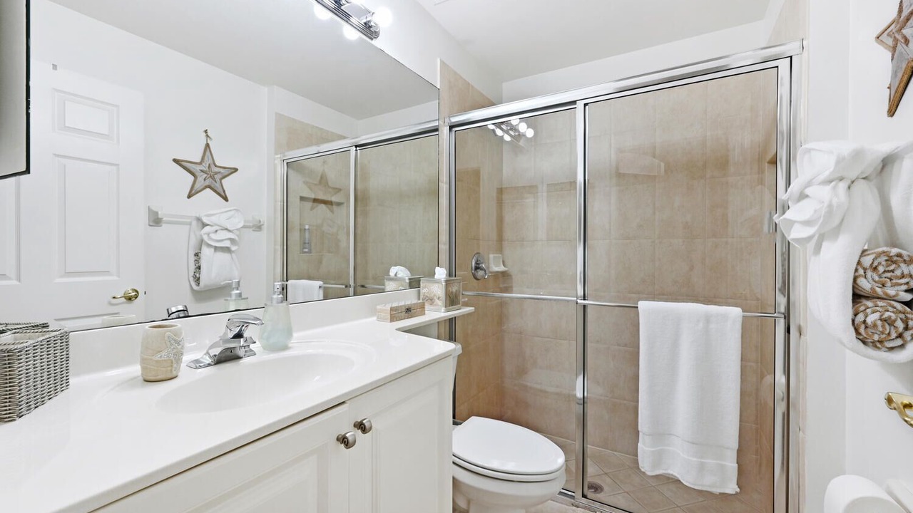 Photo of Bathroom in Saturnia Lakes