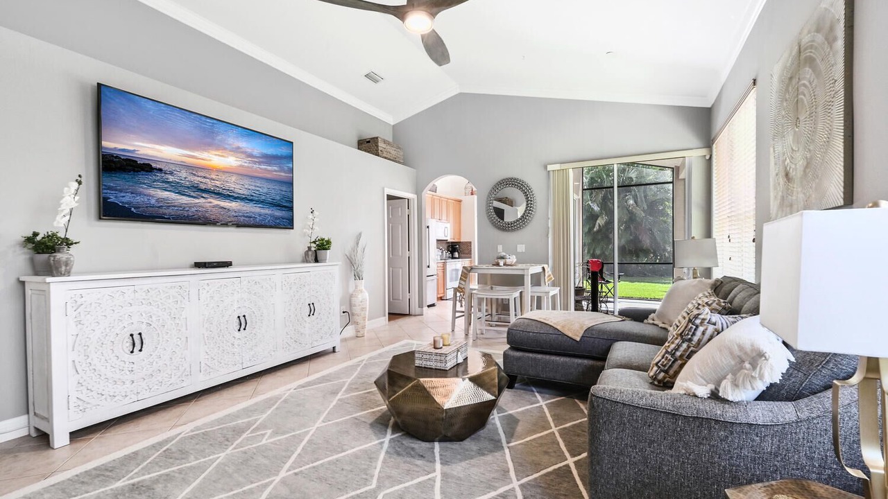 Photo of Livingroom in Saturnia Lakes