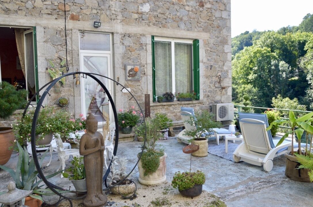 Photo of Patio Balcony in Olliergues