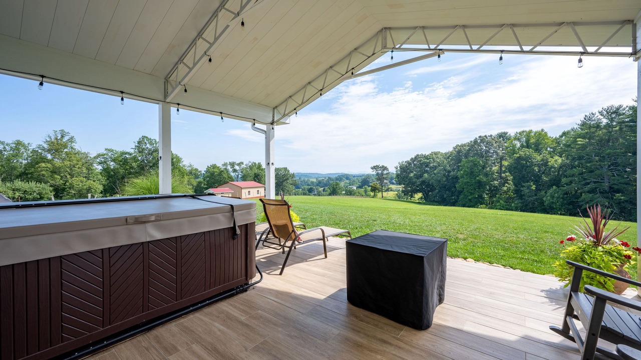 Photo of Patio Balcony in Alexander
