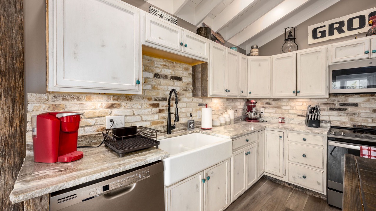 Photo of Kitchen in Alexander