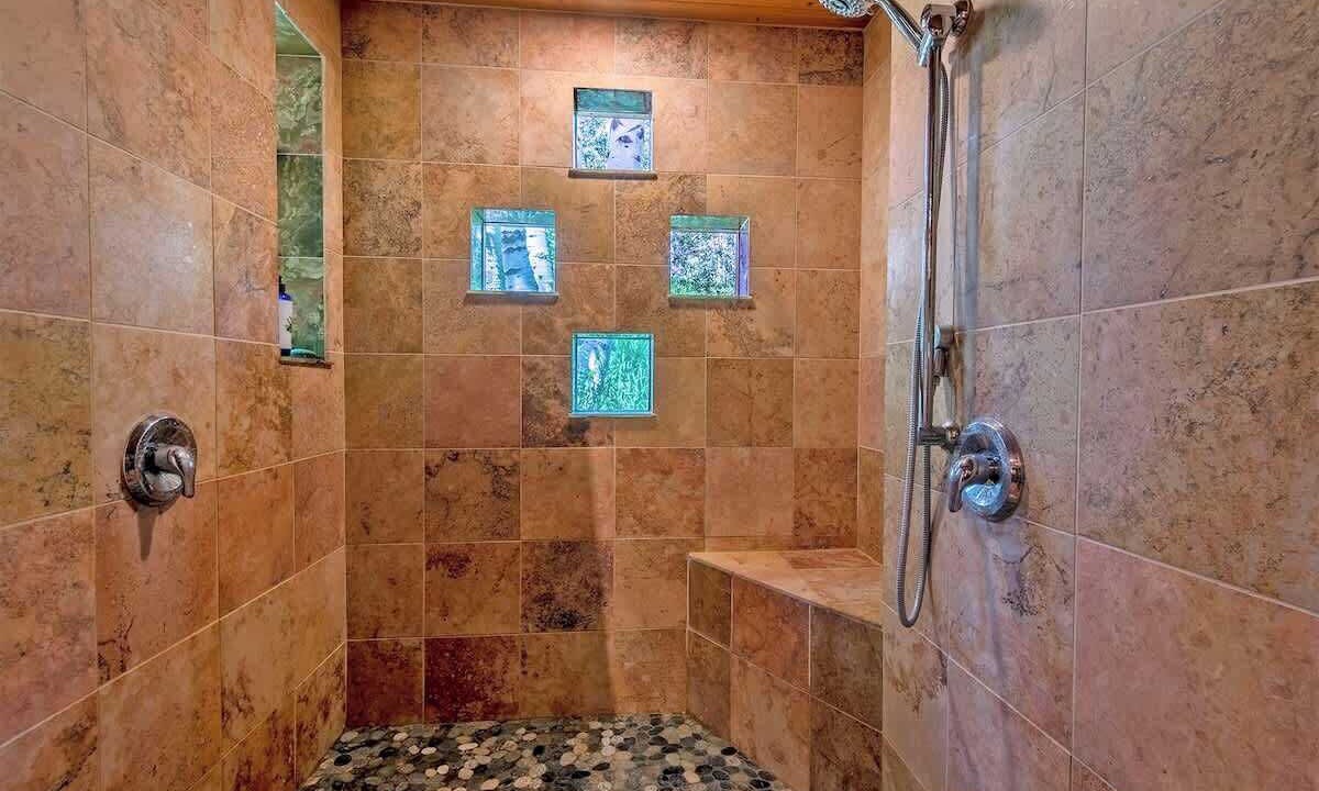 Photo of Bathroom in Tetonia