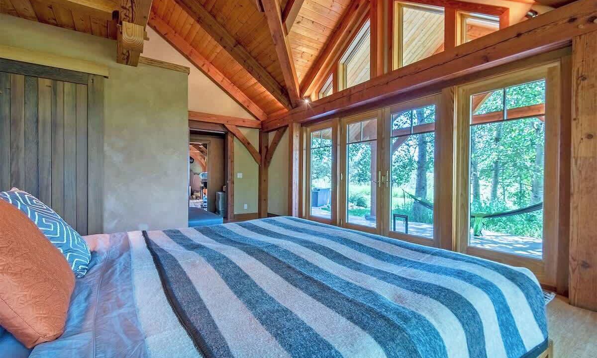 Photo of Bedroom in Tetonia