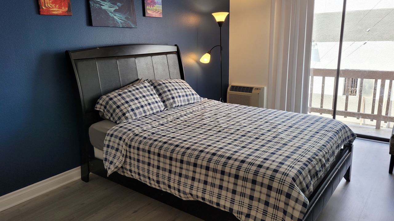 Photo of Bedroom in Beverly Hills