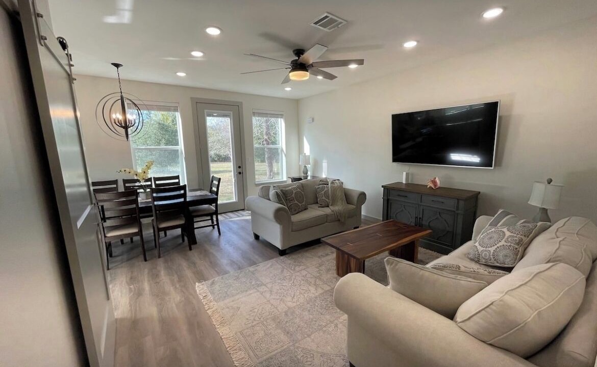 Photo of Livingroom in Hockley