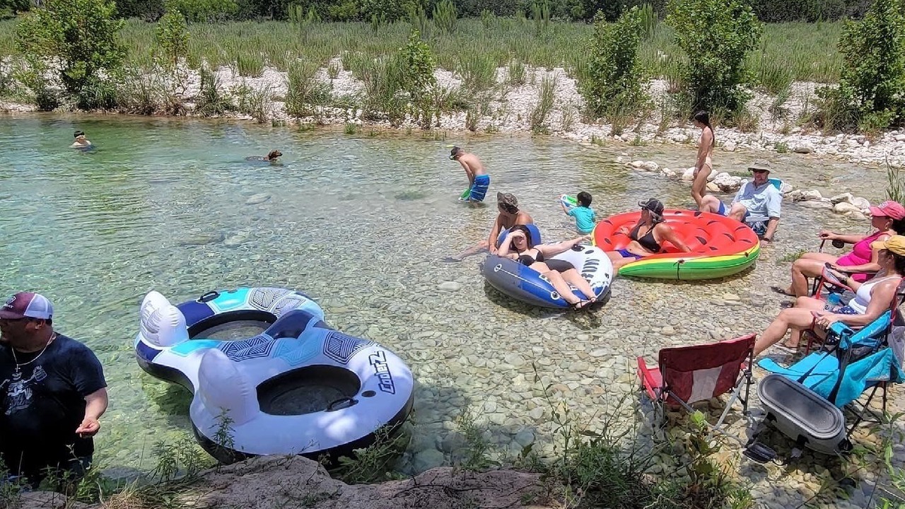 Photo of Others in Leakey