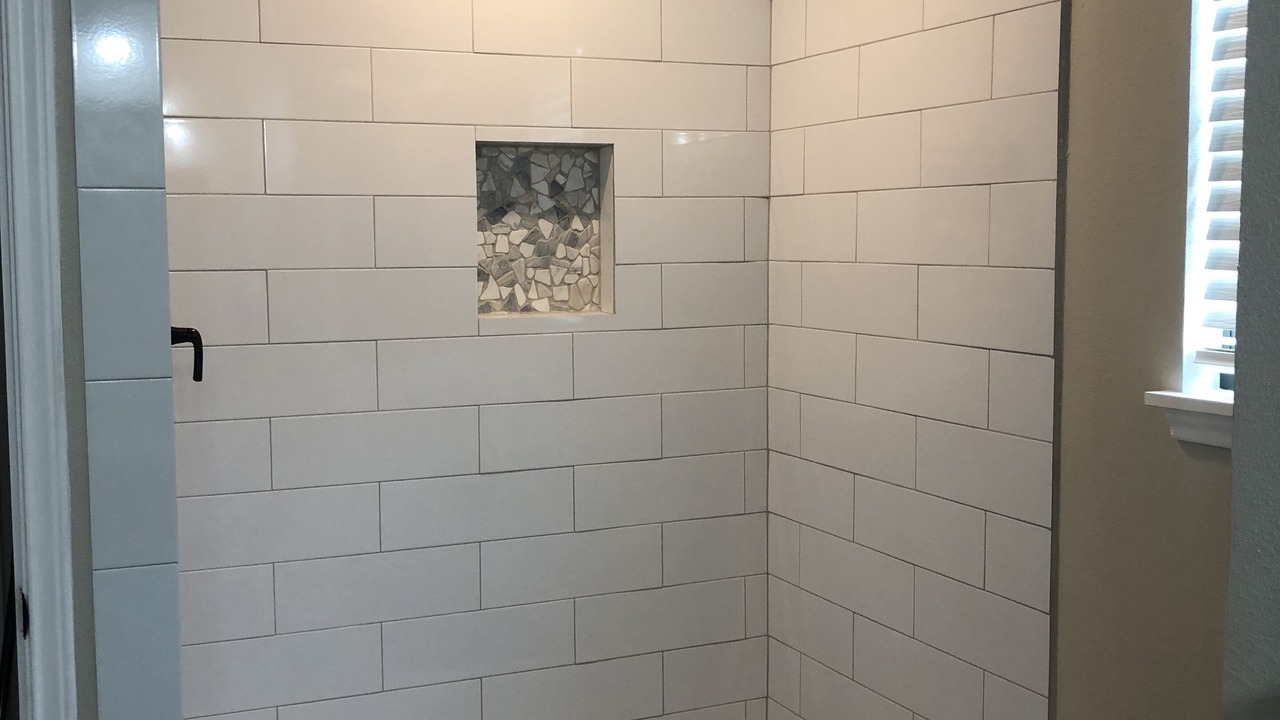 Photo of Bathroom in Leakey