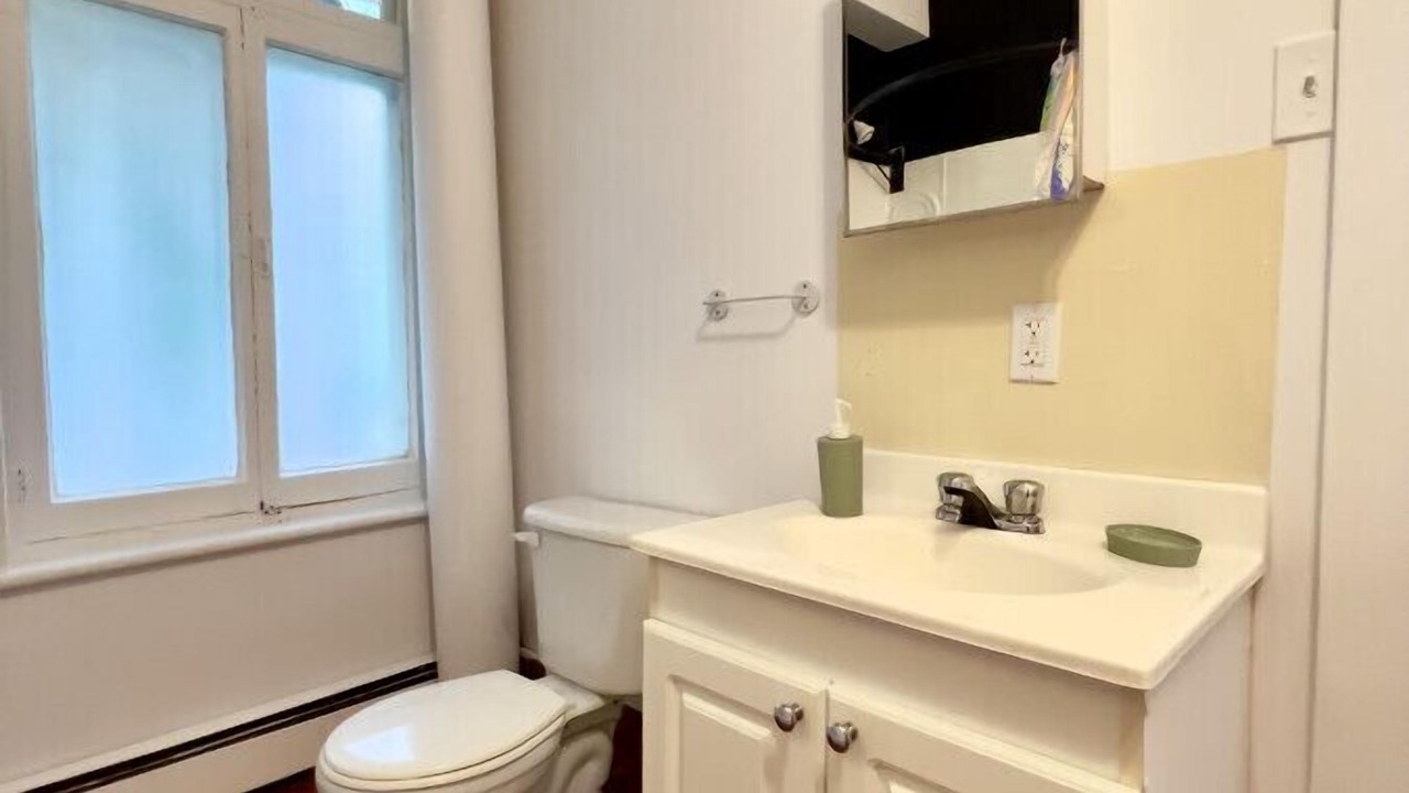 Photo of Bathroom in Vieux-Limoilou