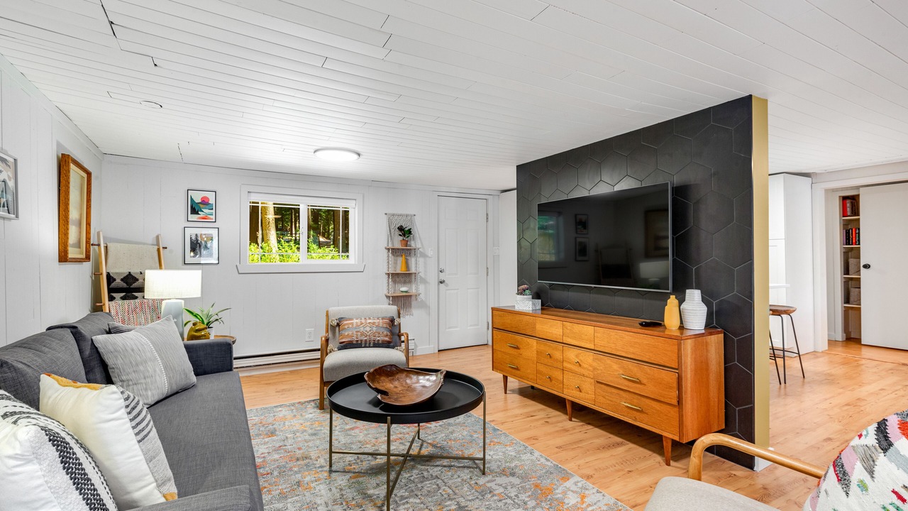 Photo of Livingroom in Fall City