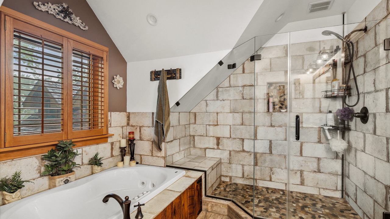 Photo of Bathroom in McHenry