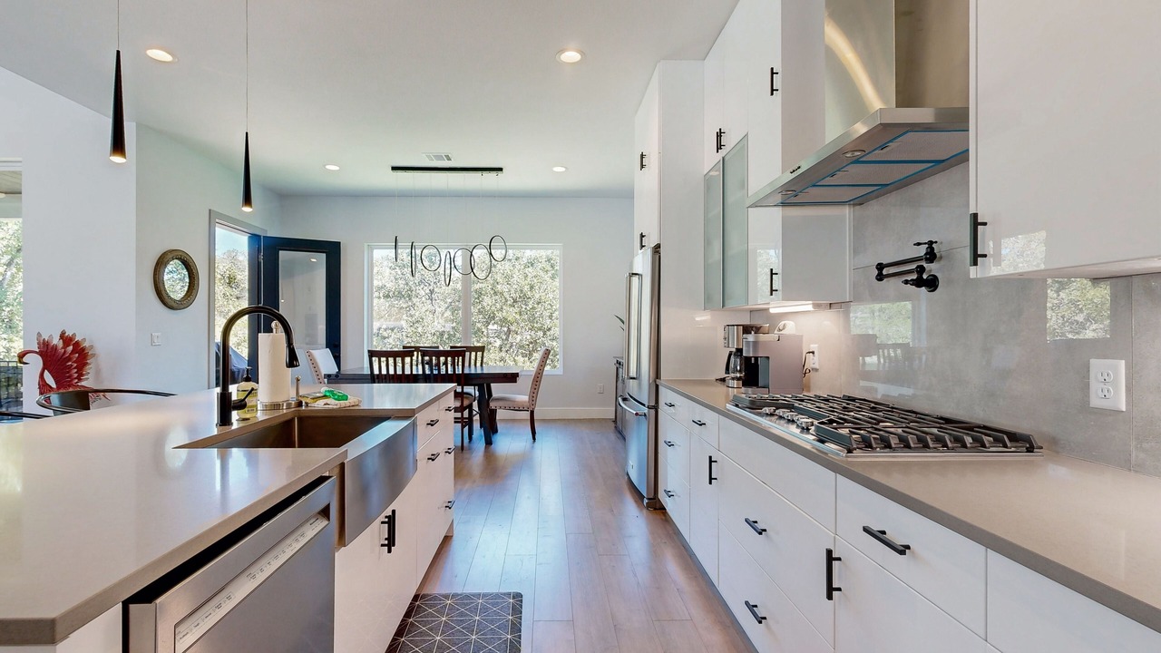 Photo of Kitchen in Horseshoe Bay West