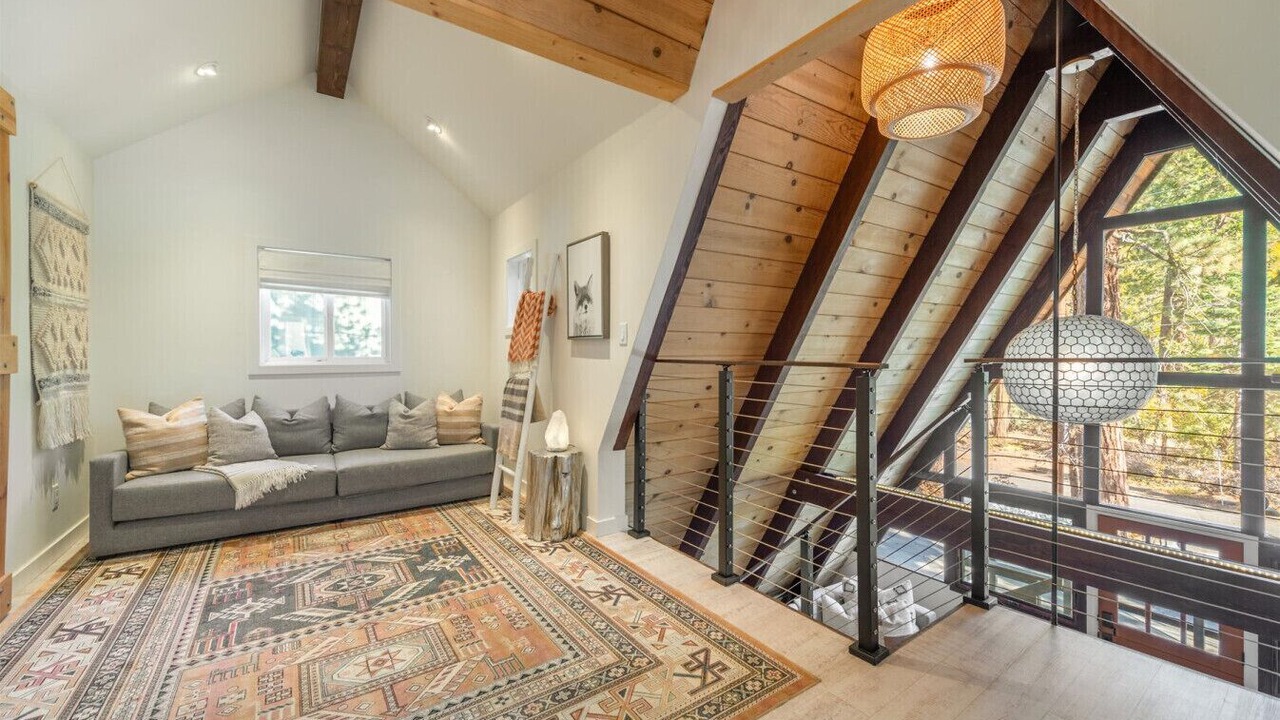Photo of Bedroom in Timberland