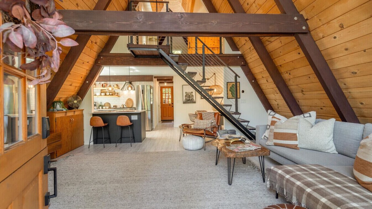 Photo of Bedroom in Timberland