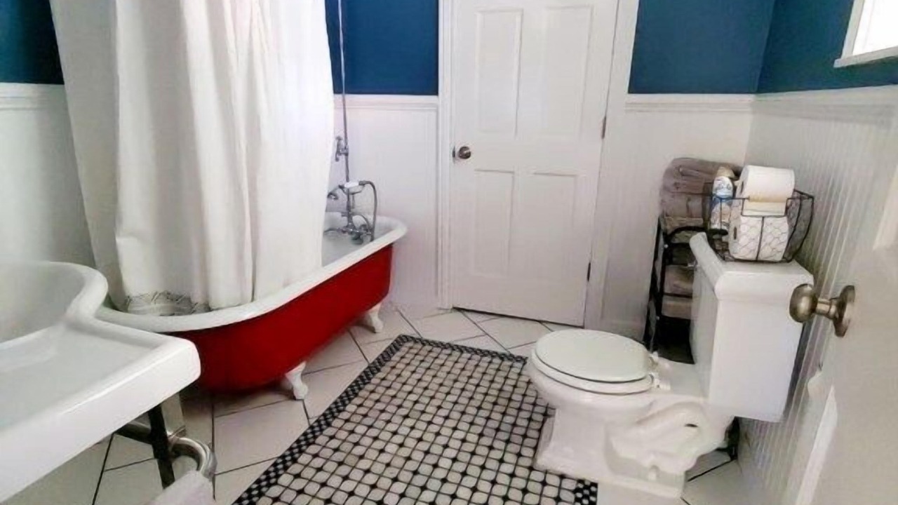 Photo of Bathroom in Alpena