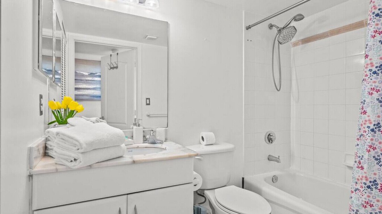 Photo of Bathroom in Brickell