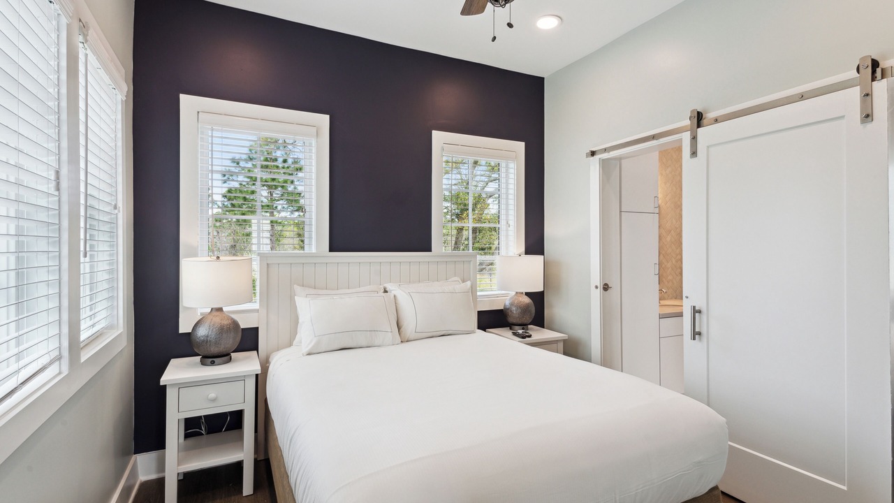 Photo of Bedroom in Gulf Shores