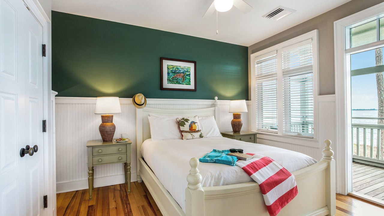 Photo of Bedroom in Gulf Shores