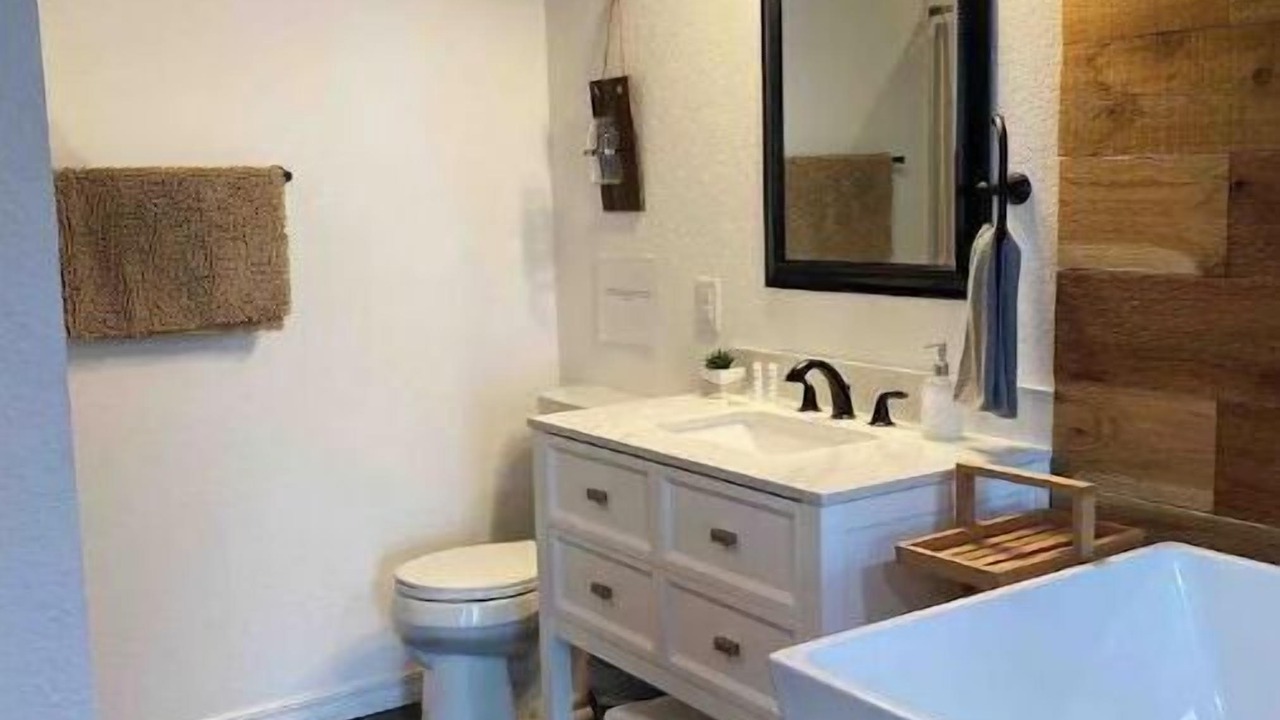 Photo of Bathroom in Sand Springs