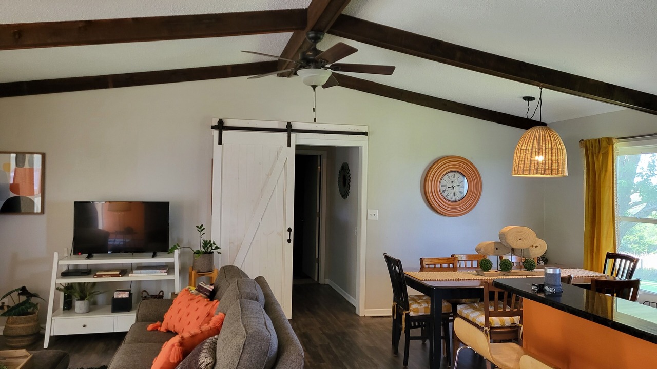 Photo of Livingroom in Winterset